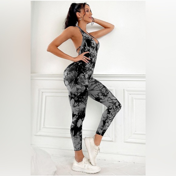 NEW Tie Dye Backless Sports Yoga Workout Jumpsuit Romper - Picture 3 of 5